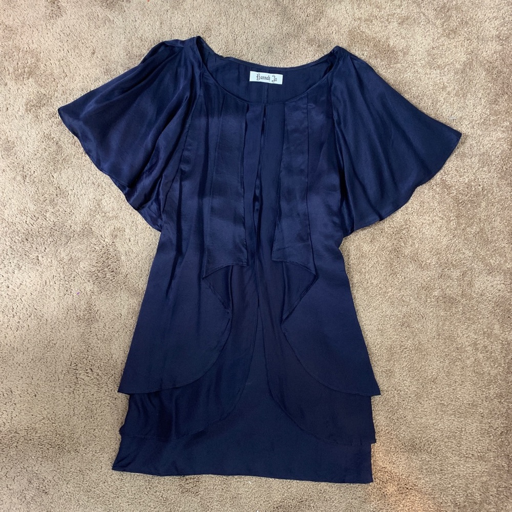 100%silk flounce sleeve layered navy mini dress.